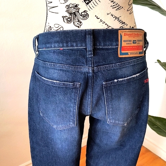 Diesel Men's Blue Jeans Size 30 - Picture 9 of 12